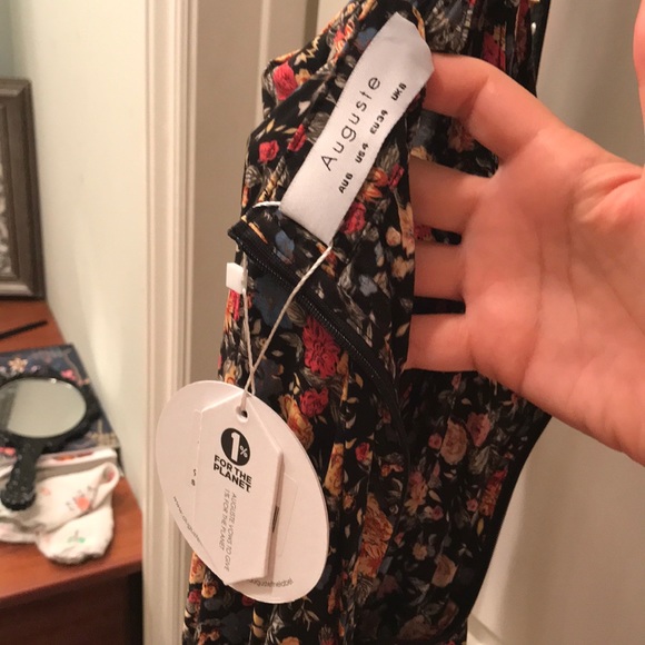 SOLD BNWT auguste the label Helena apron dress - Picture 7 of 8